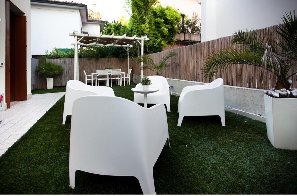 Casa Mia Appartement Desenzano del Garda Buitenkant foto