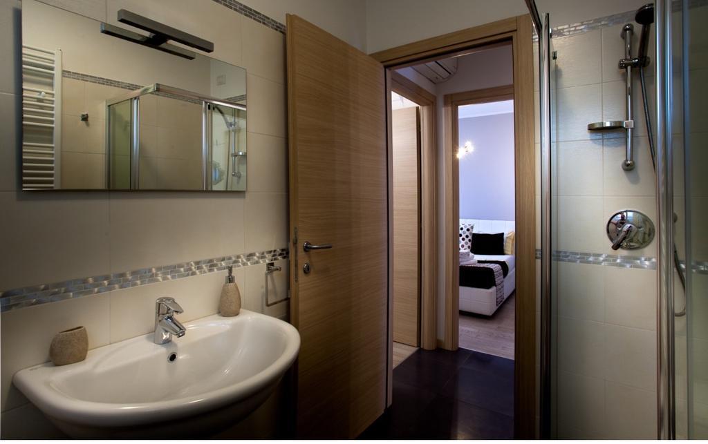 Casa Mia Appartement Desenzano del Garda Buitenkant foto