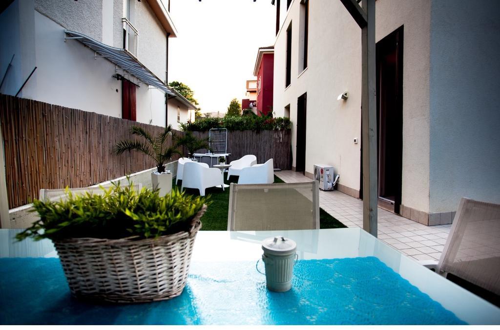 Casa Mia Appartement Desenzano del Garda Buitenkant foto