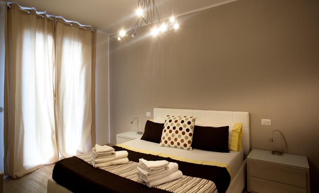 Casa Mia Appartement Desenzano del Garda Buitenkant foto