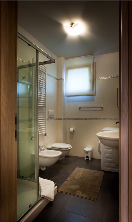 Casa Mia Appartement Desenzano del Garda Buitenkant foto